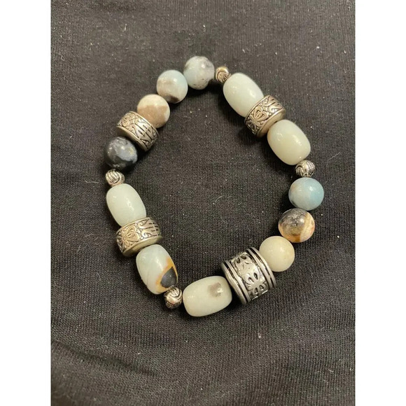 Premiere Designs Vintage Bracelet - Different stones with Silver - Picture 1 of 1
